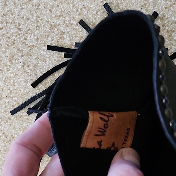 NWOT, Black Leather Gloves Handpainted, Crystal's & Fringe Size L - Picture 9 of 10